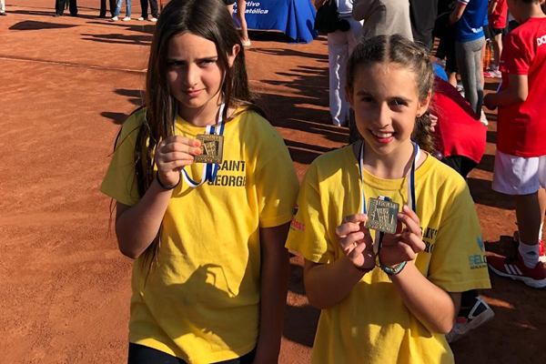 Rafaela Cardone y Agustina Martínez son campeonas en el torneo de tenis Mario Caracci