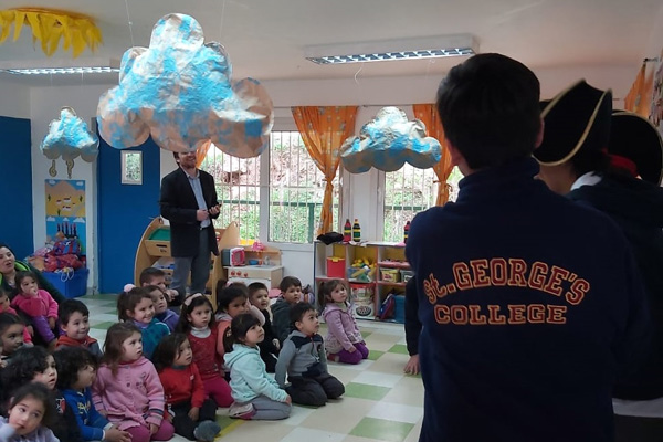 “Aprendizaje en el Servicio” de los alumnos de 7° D en Jardín Infantil Jorge Inostroza, de Huechuraba